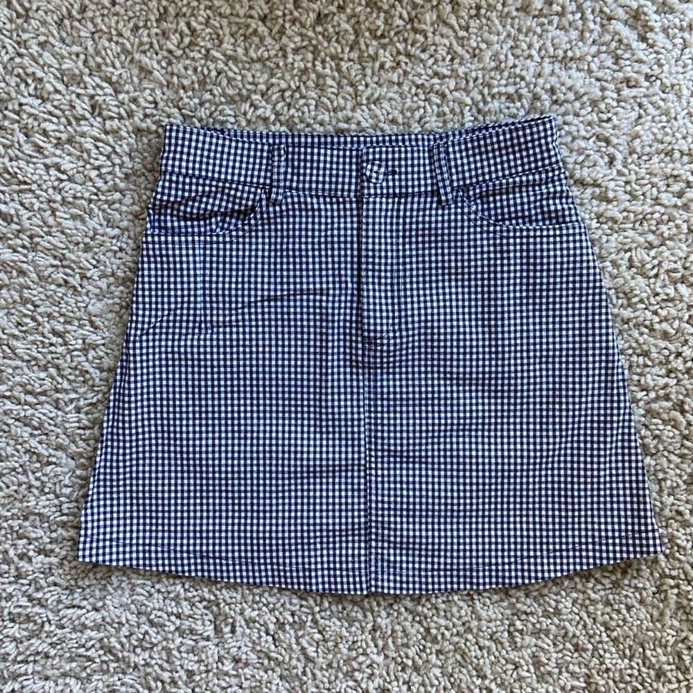 Brandy Melville John Galt One Size, black and white check mini skirt. So cute!